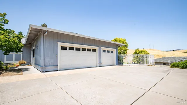 $1,300,000 | 3114 Lomita Court, Fairfield, CA 94534