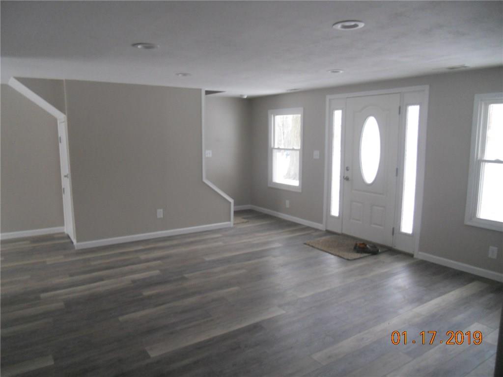 3376 Lamor Road Hermitage, PA 16148 - Photo 2 of 25 Gallery Image 2