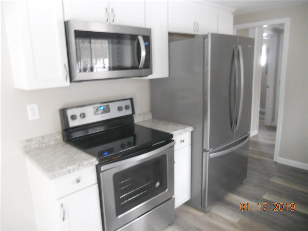 3376 Lamor Road Hermitage, PA 16148 - Photo 7 of 25 Gallery Image 7