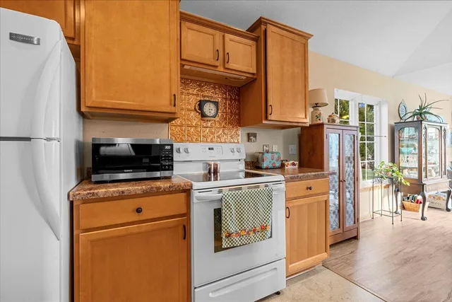 $351,100 | 225 Tower Drive, Sheboygan Falls, WI 53085