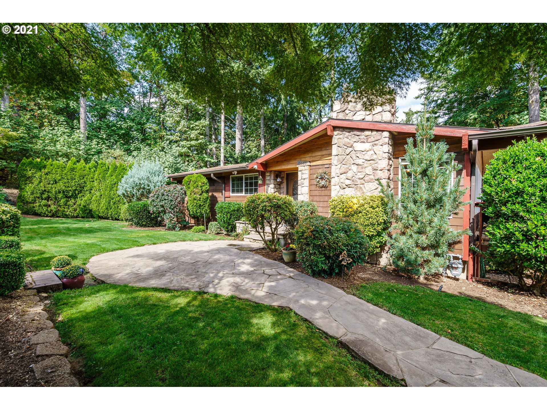 15575 Southeast Monner Road Happy Valley, OR 97086 - Photo 2 of 32 Gallery Image 2