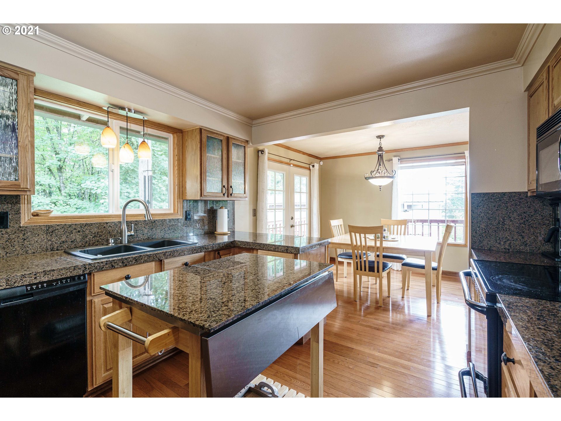 15575 Southeast Monner Road Happy Valley, OR 97086 - Photo 11 of 32 Gallery Image 11