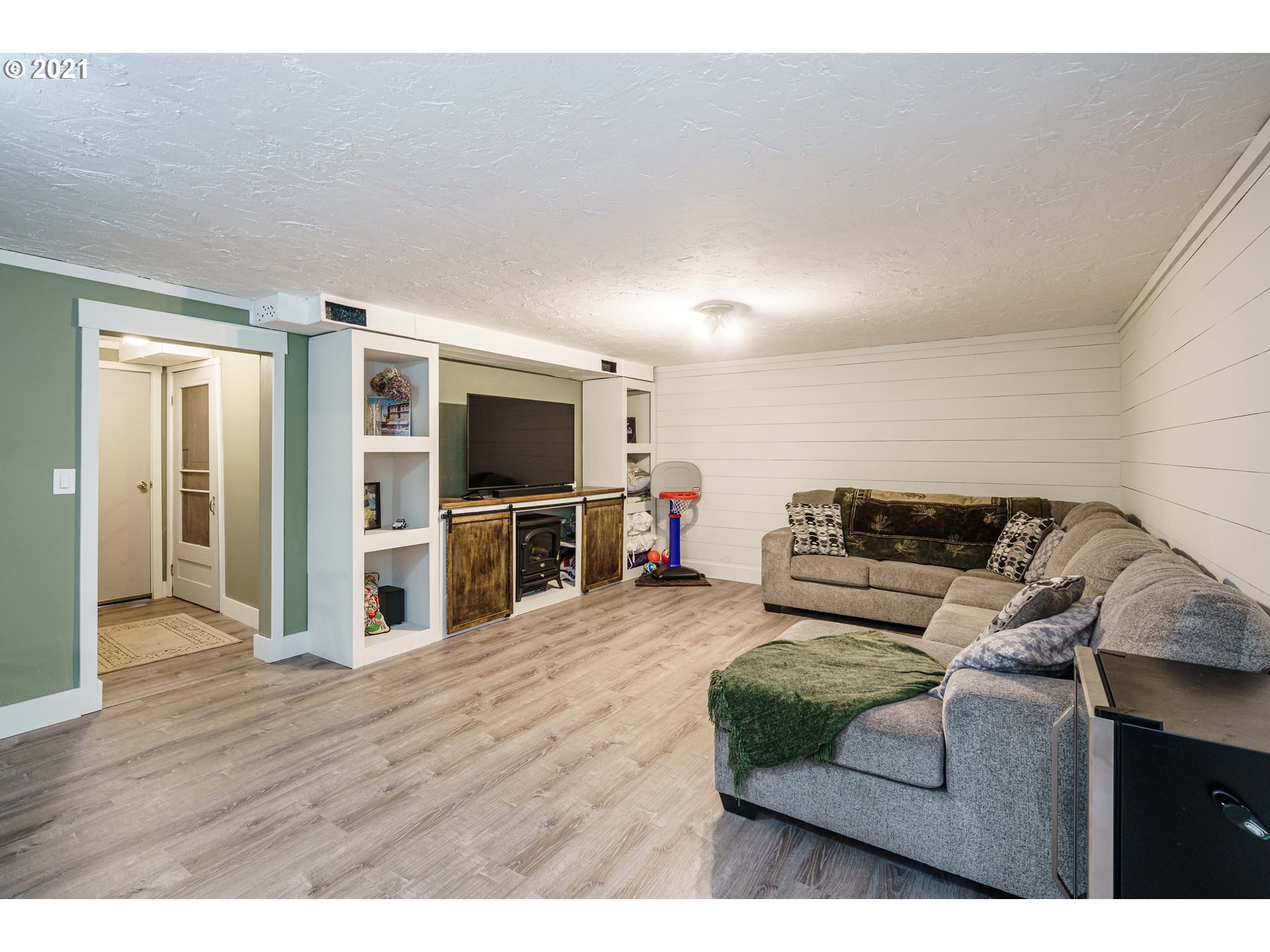 15575 Southeast Monner Road Happy Valley, OR 97086 - Photo 19 of 32 Gallery Image 19