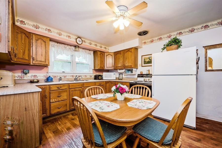 3018 West Bundy Road Coloma, MI 49038 - Photo 7 of 11 4