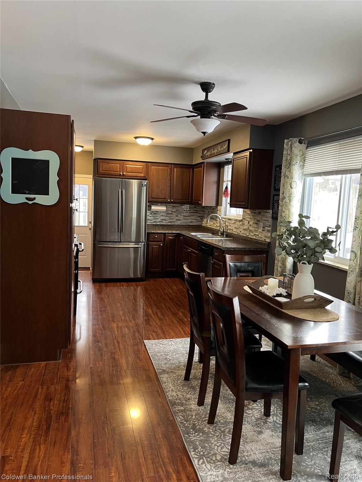 705 Huntington Road Grand Blanc, MI 48439 - Photo 9 of 29 Dining Room