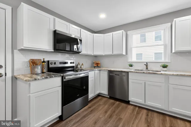 $349,000 | 261 West Main Street, Elkton, MD 21921