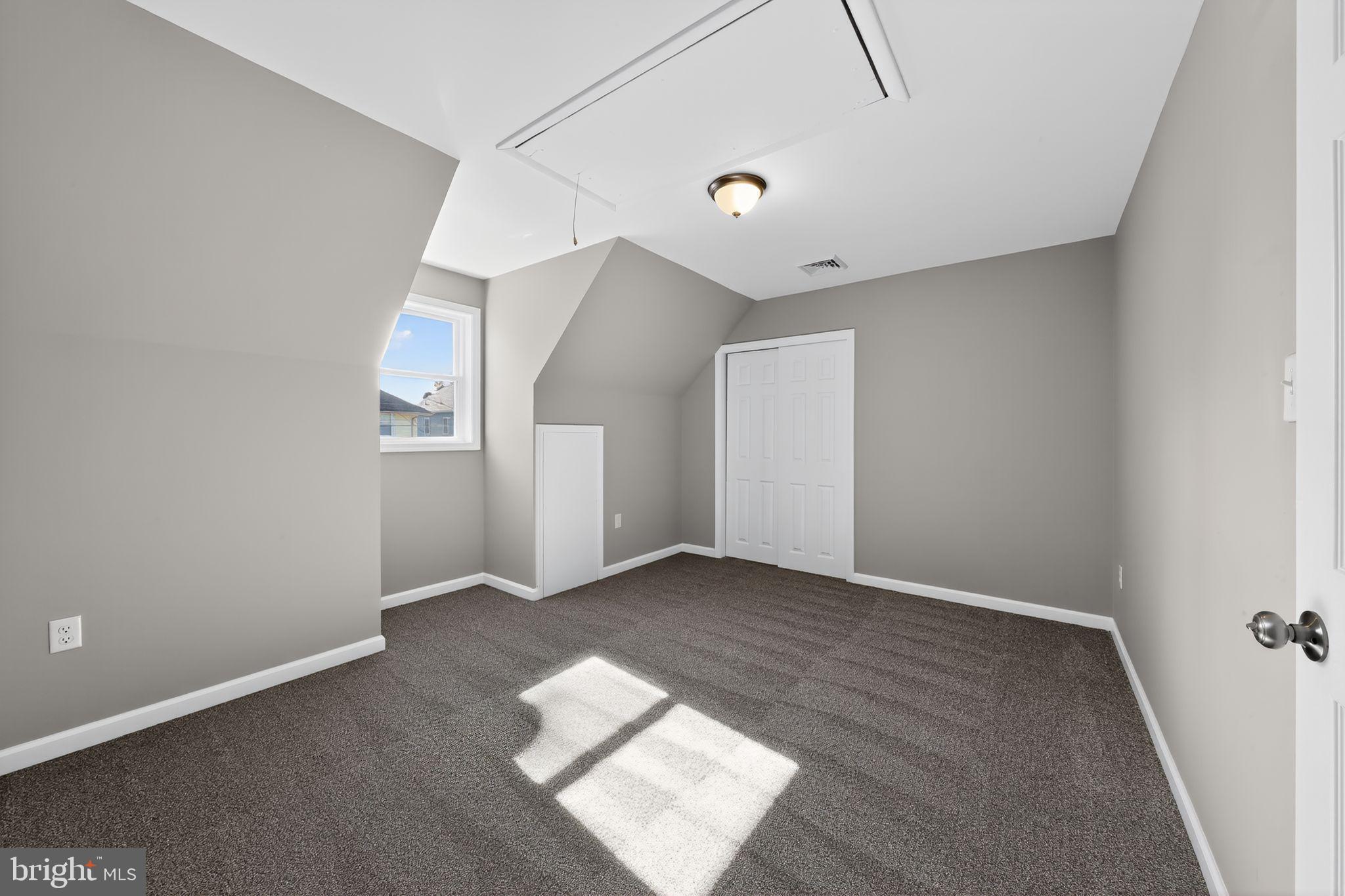 261 West Main Street Elkton, MD 21921 - Photo 23 of 31 an empty room with windows
