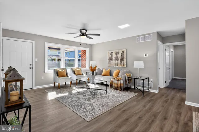 $349,000 | 261 West Main Street, Elkton, MD 21921