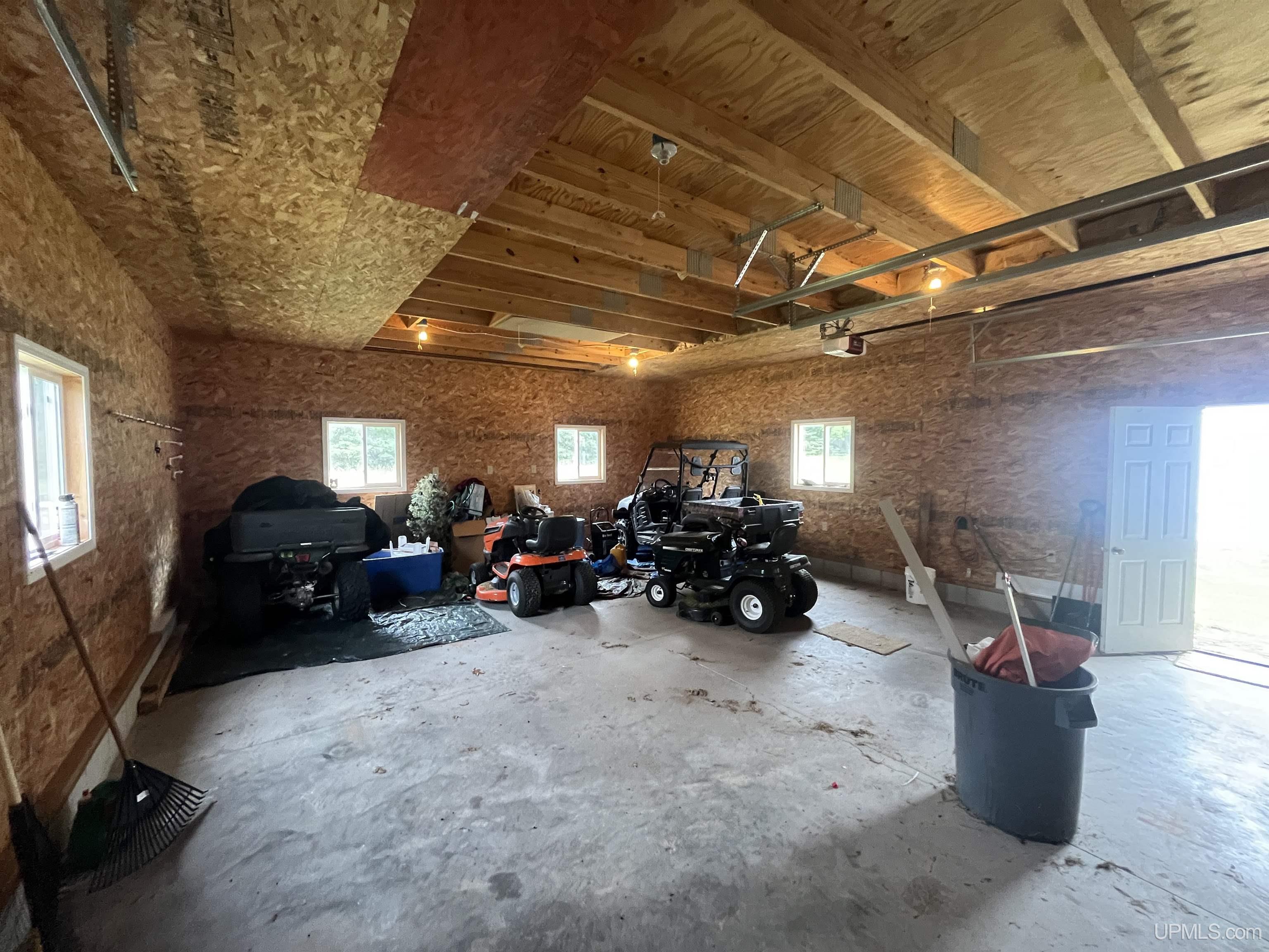 589 Mangum Road Marquette, MI 49855 - Photo 9 of 59