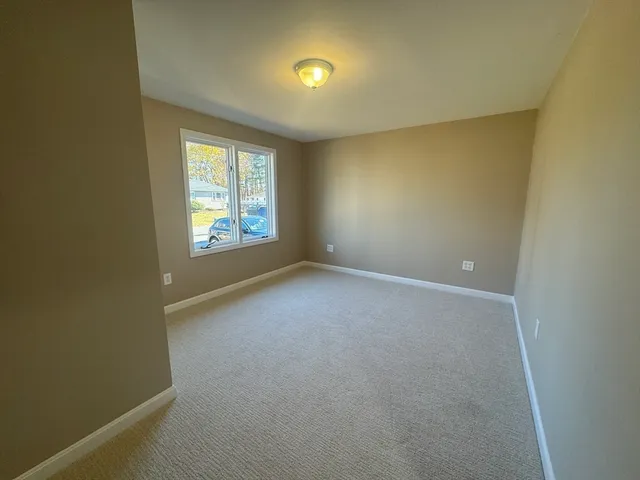 $699,900 | 39 Neillian Street, Unit 39, Bedford, MA 01730