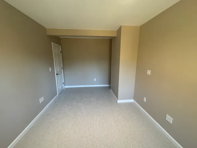 $699,900 | 39 Neillian Street, Unit 39, Bedford, MA 01730