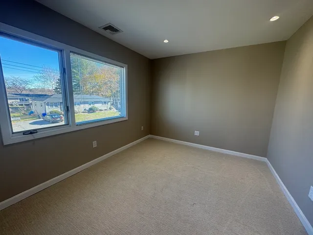 $699,900 | 39 Neillian Street, Unit 39, Bedford, MA 01730