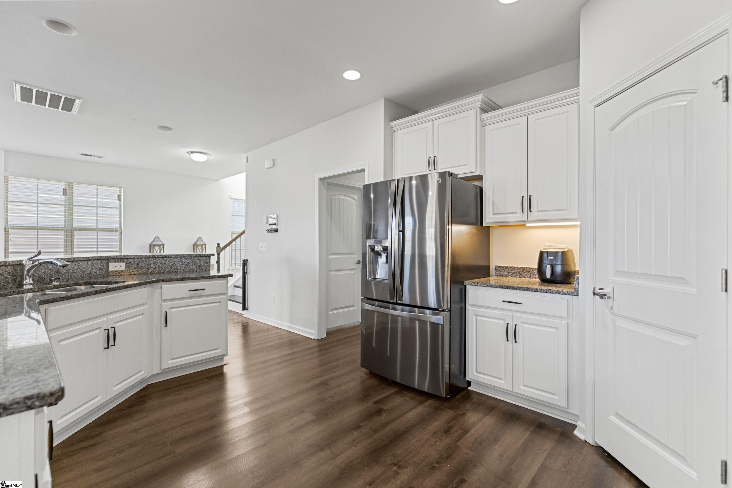 183 Eventine Way Boiling Springs, SC 29316 - Photo 8 of 31 Gallery Image 8
