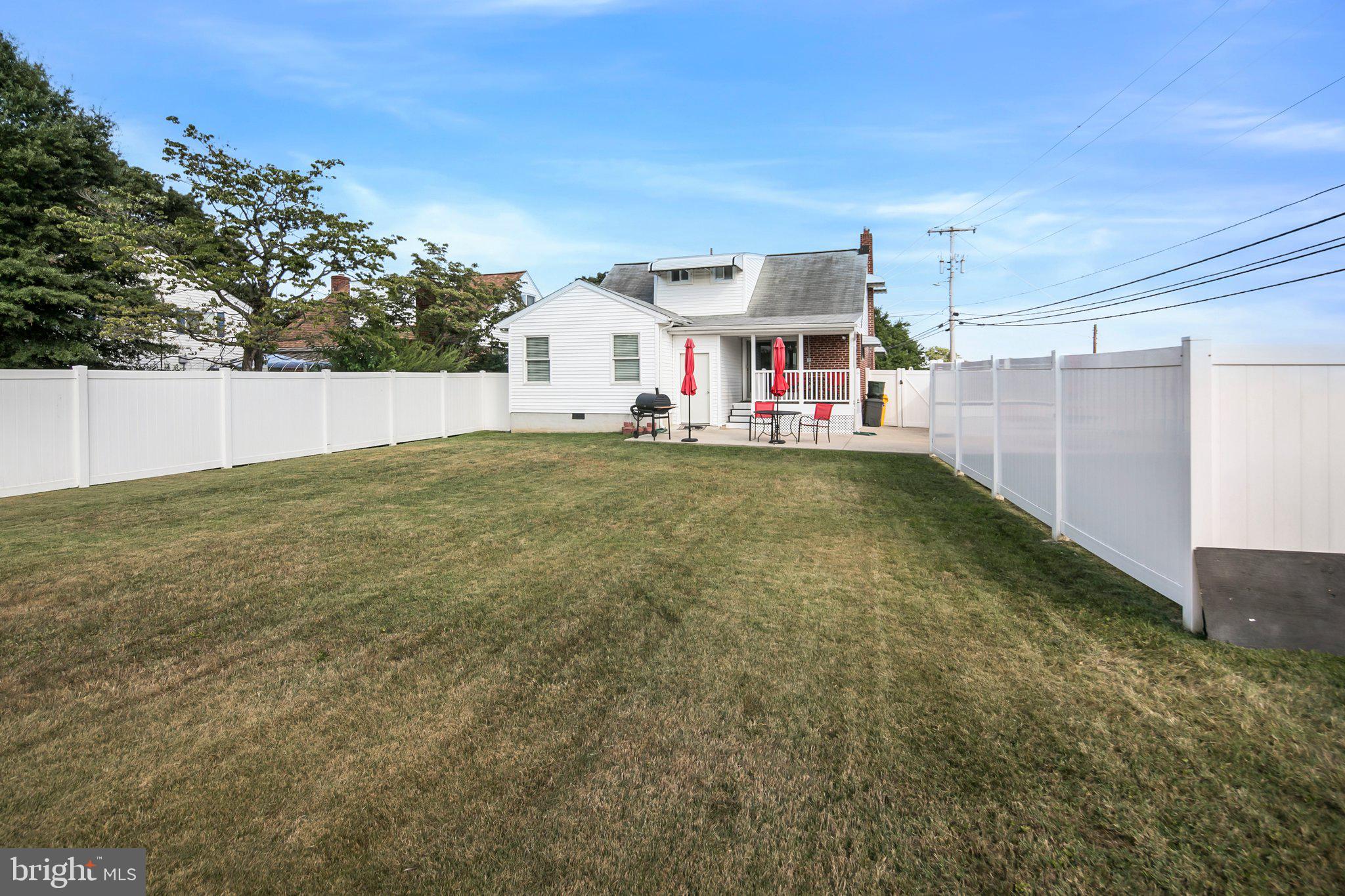 176 Chelsea Road Pasadena, MD 21122 - Photo 25 of 25 Spacious Flat Fenced Backyard