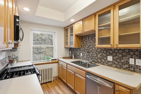 $149,900 | 3136 West Bde Maka Ska Boulevard, Unit 201, Minneapolis, MN 55416