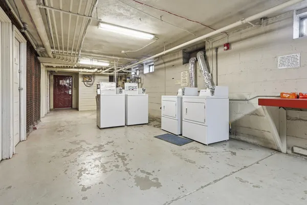 $149,900 | 3136 West Bde Maka Ska Boulevard, Unit 201, Minneapolis, MN 55416