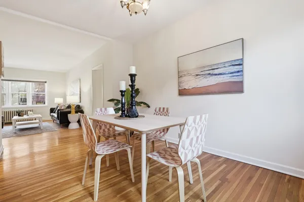 $149,900 | 3136 West Bde Maka Ska Boulevard, Unit 201, Minneapolis, MN 55416