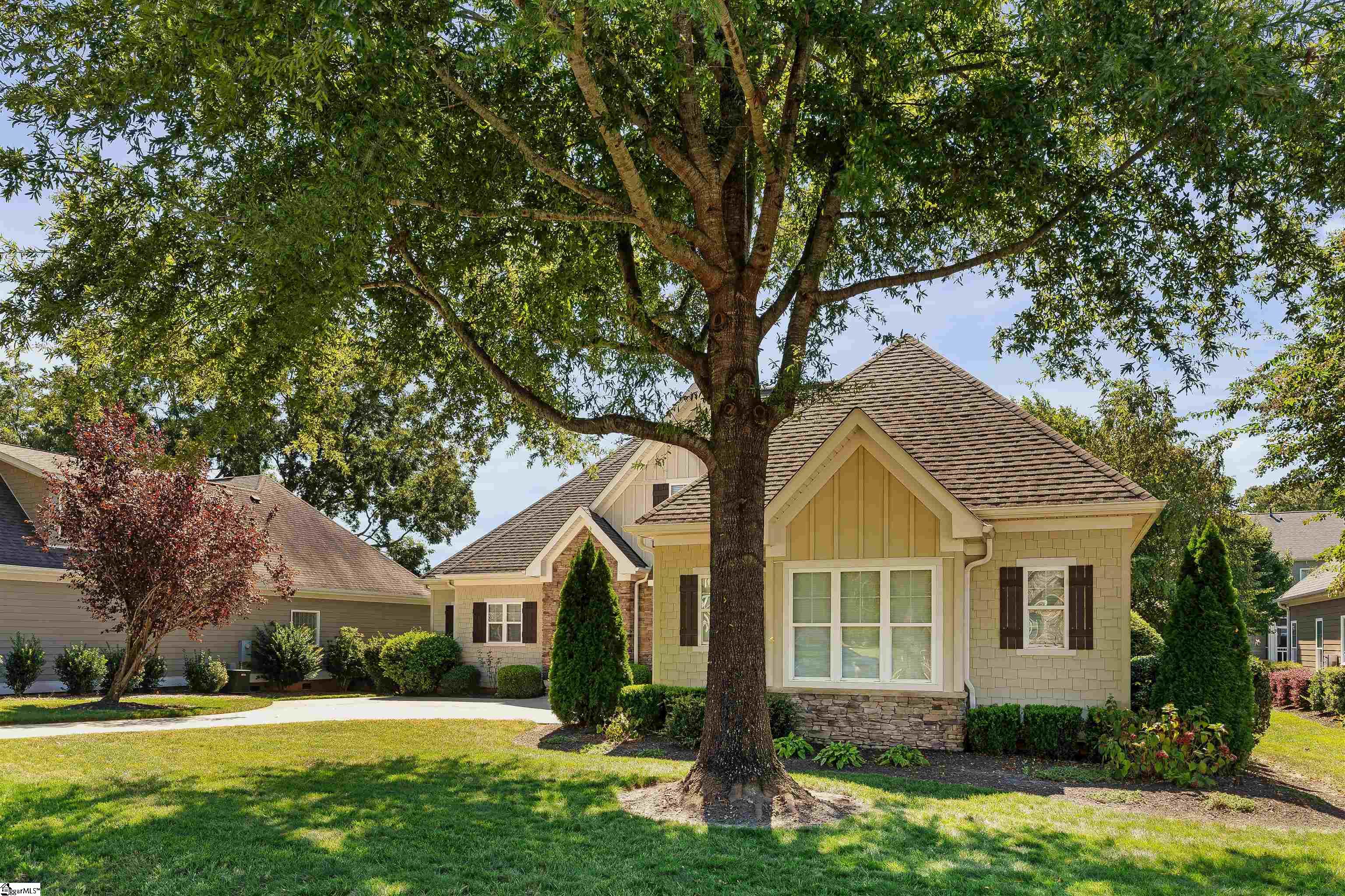 309 Aleutian Way Fountain Inn, SC 29644 - Photo 4 of 49 Gallery Image 4