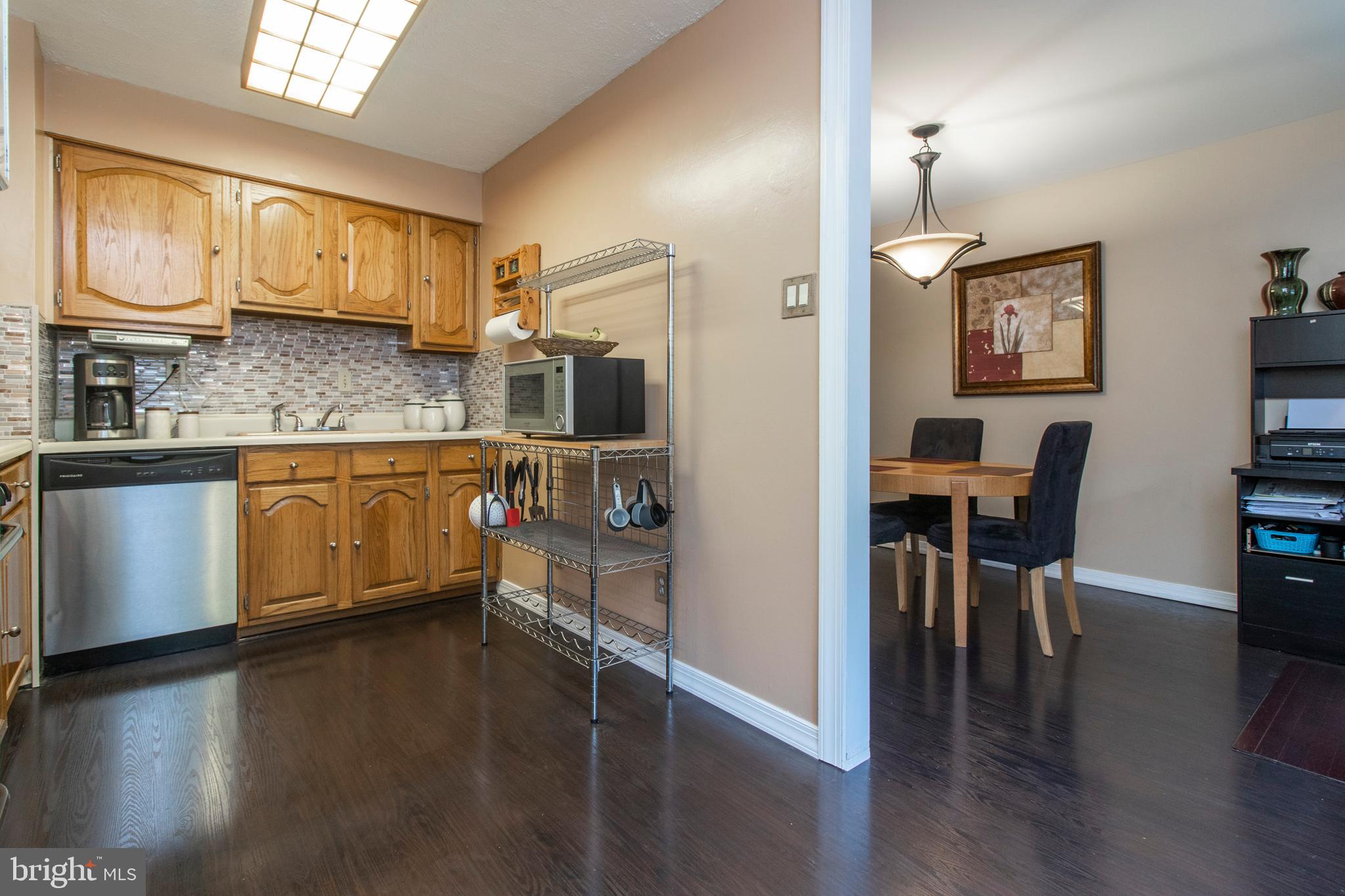 11923 Millbrook Road Philadelphia, PA 19154 - Photo 12 of 29 Gallery Image 12