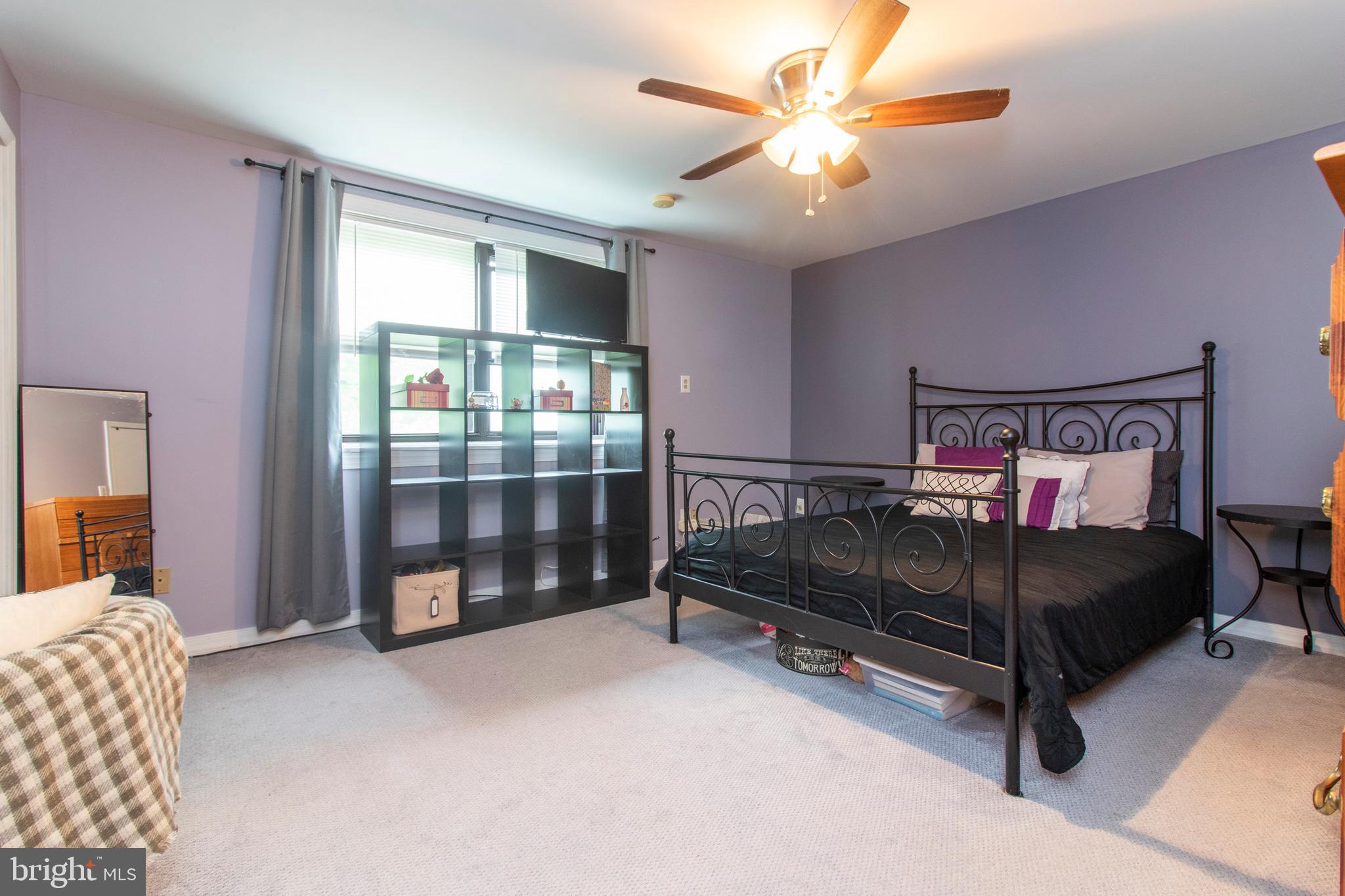 11923 Millbrook Road Philadelphia, PA 19154 - Photo 14 of 29 Gallery Image 14