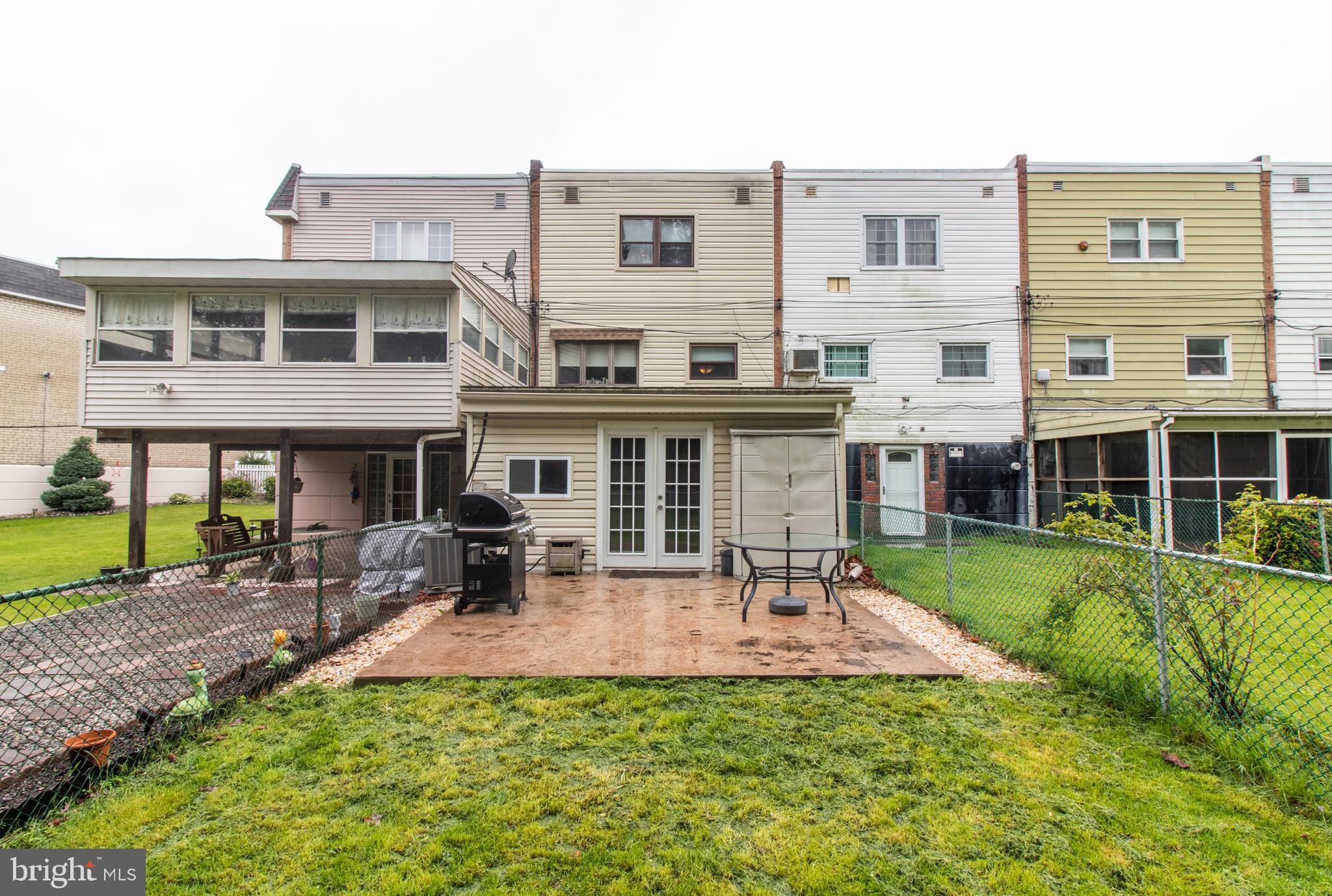 11923 Millbrook Road Philadelphia, PA 19154 - Photo 28 of 29 Gallery Image 28