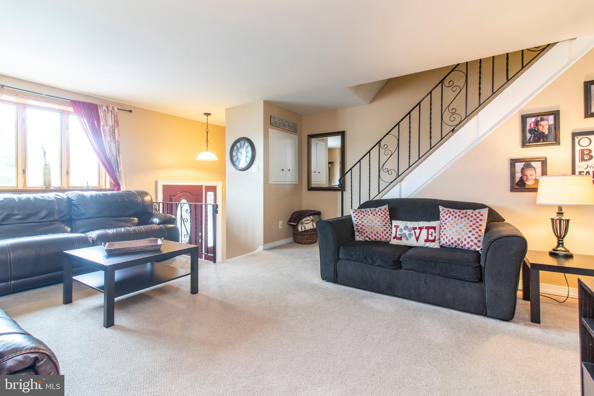 11923 Millbrook Road Philadelphia, PA 19154 - Photo 5 of 29 Gallery Image 5