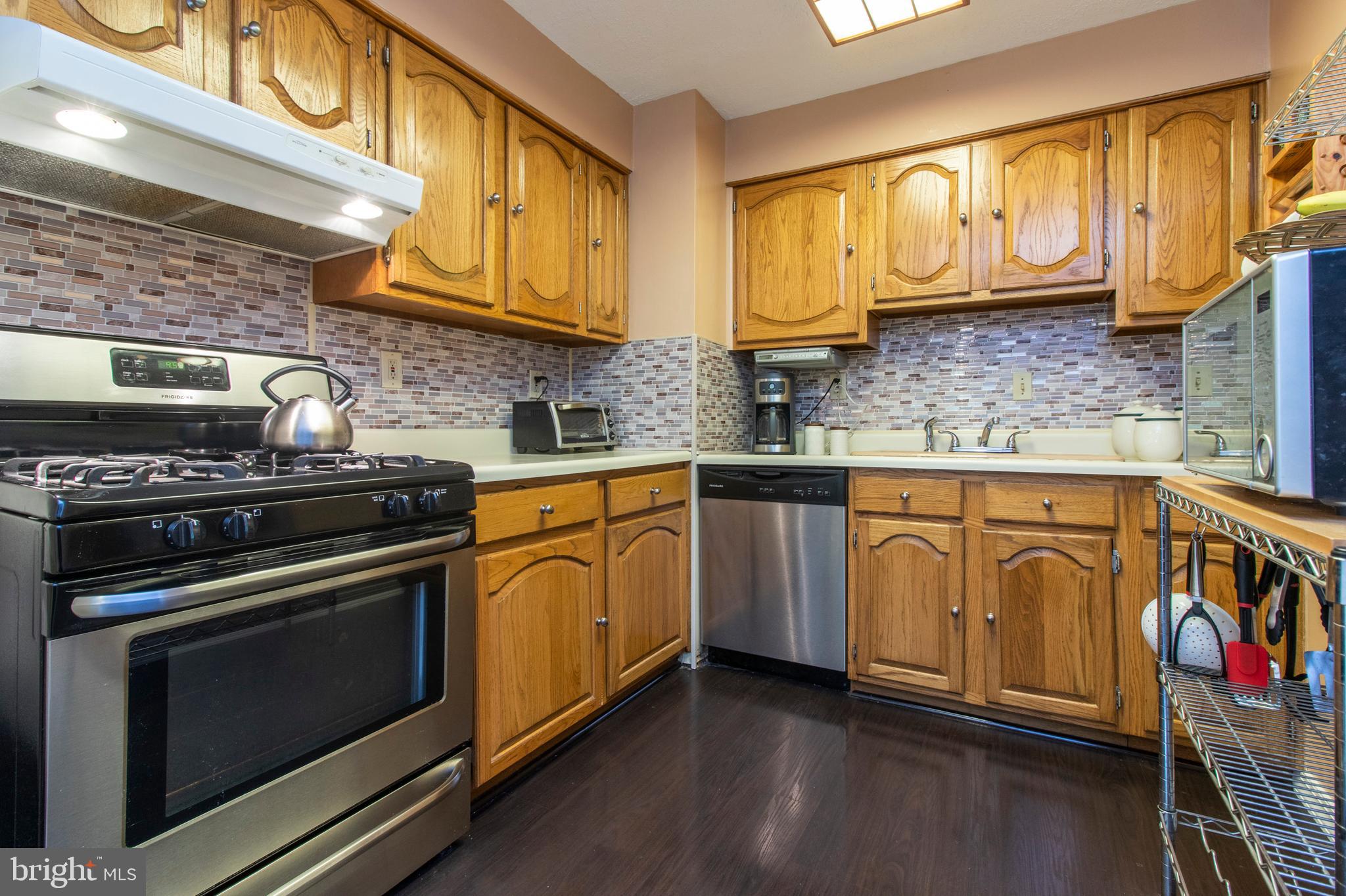 11923 Millbrook Road Philadelphia, PA 19154 - Photo 9 of 29 Gallery Image 9