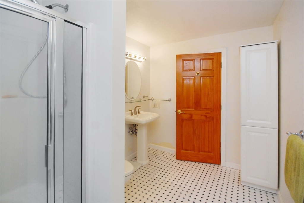 3 Cherokee Road Acton, MA 01720 - Photo 24 of 34 Gallery Image 24