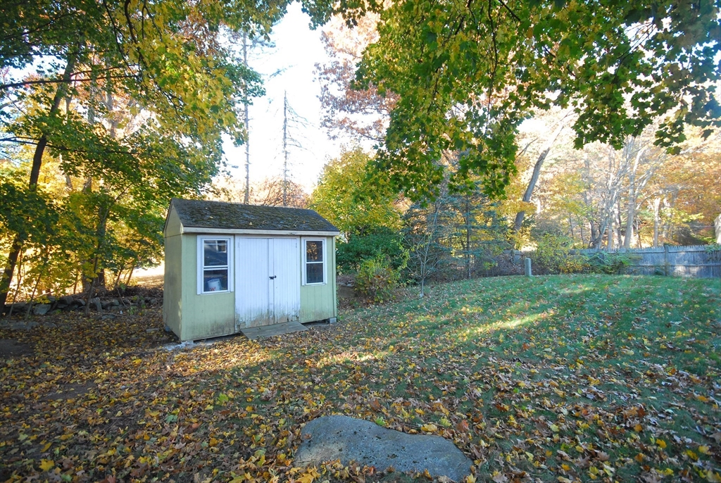 3 Cherokee Road Acton, MA 01720 - Photo 31 of 34 Gallery Image 31