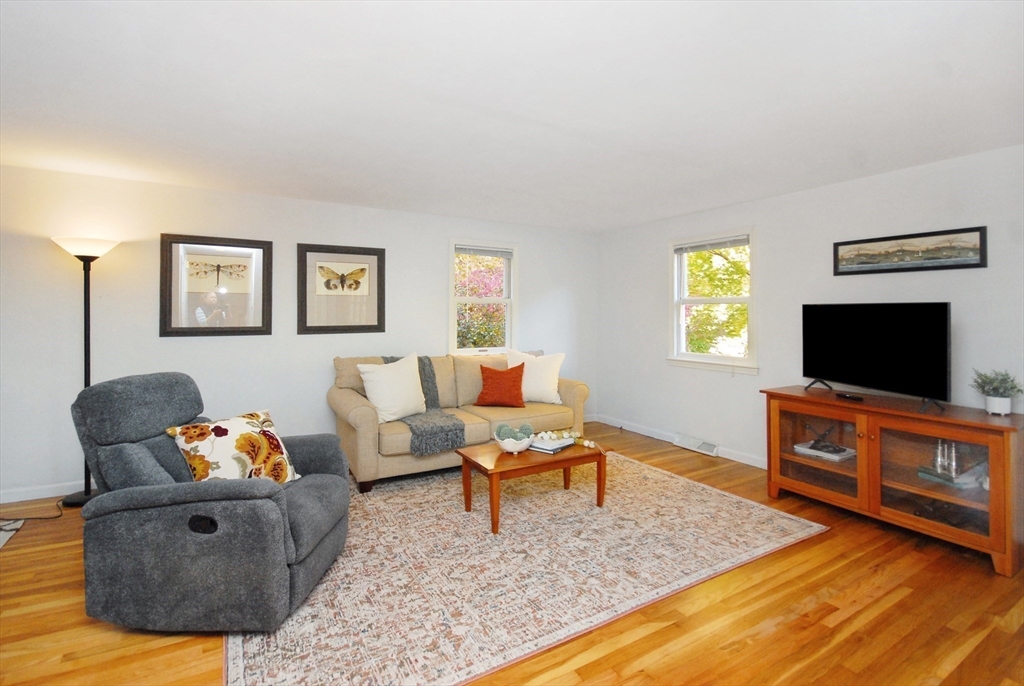 3 Cherokee Road Acton, MA 01720 - Photo 10 of 34 Gallery Image 10