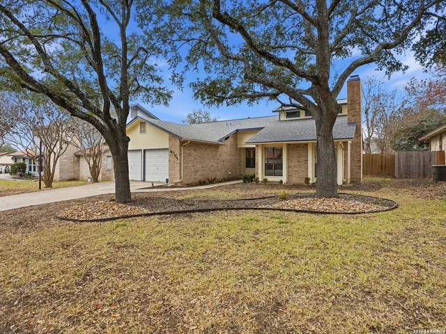 $1,795 | 13835 East Hillside, San Antonio, TX 78249