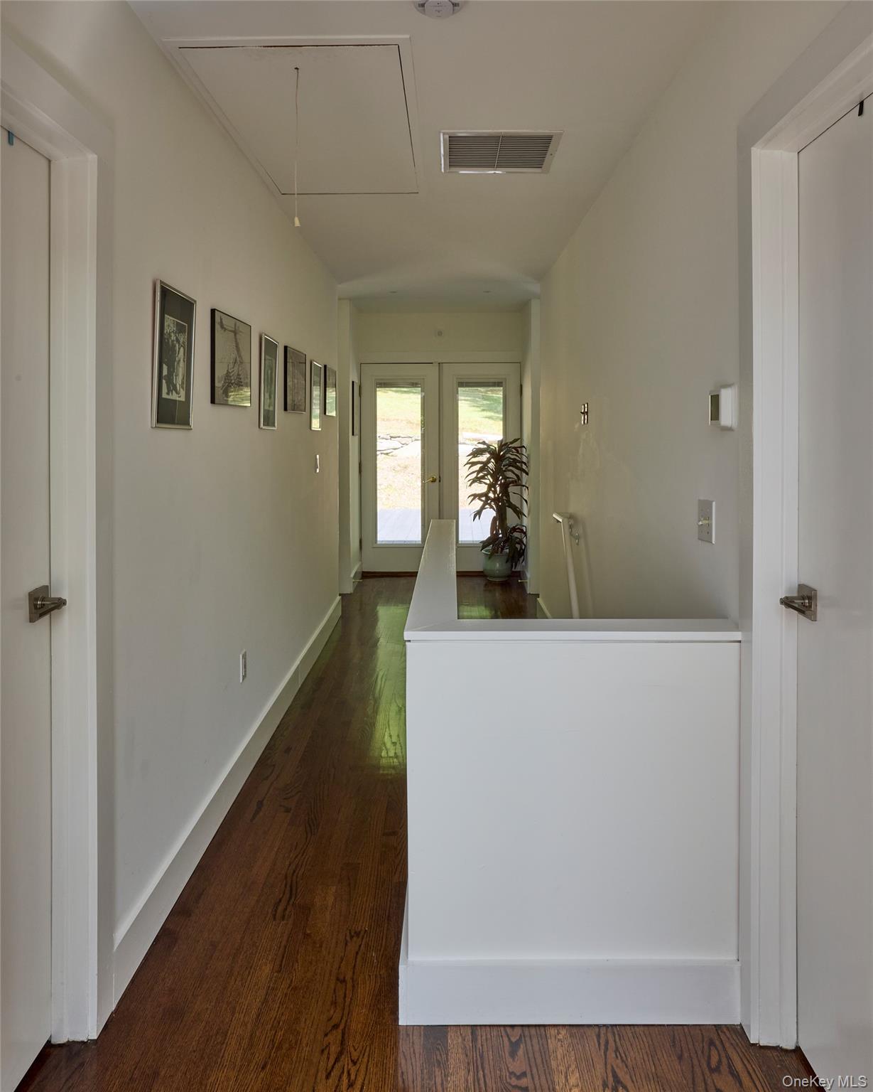 611 North Clove Road Millbrook, NY 12545 - Photo 11 of 25