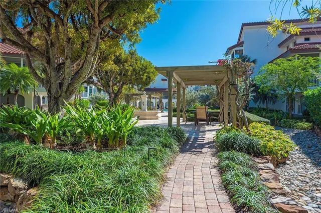 $3,595,000 | 4715 Villa Mare Lane, Unit 2616, Naples, FL 34103