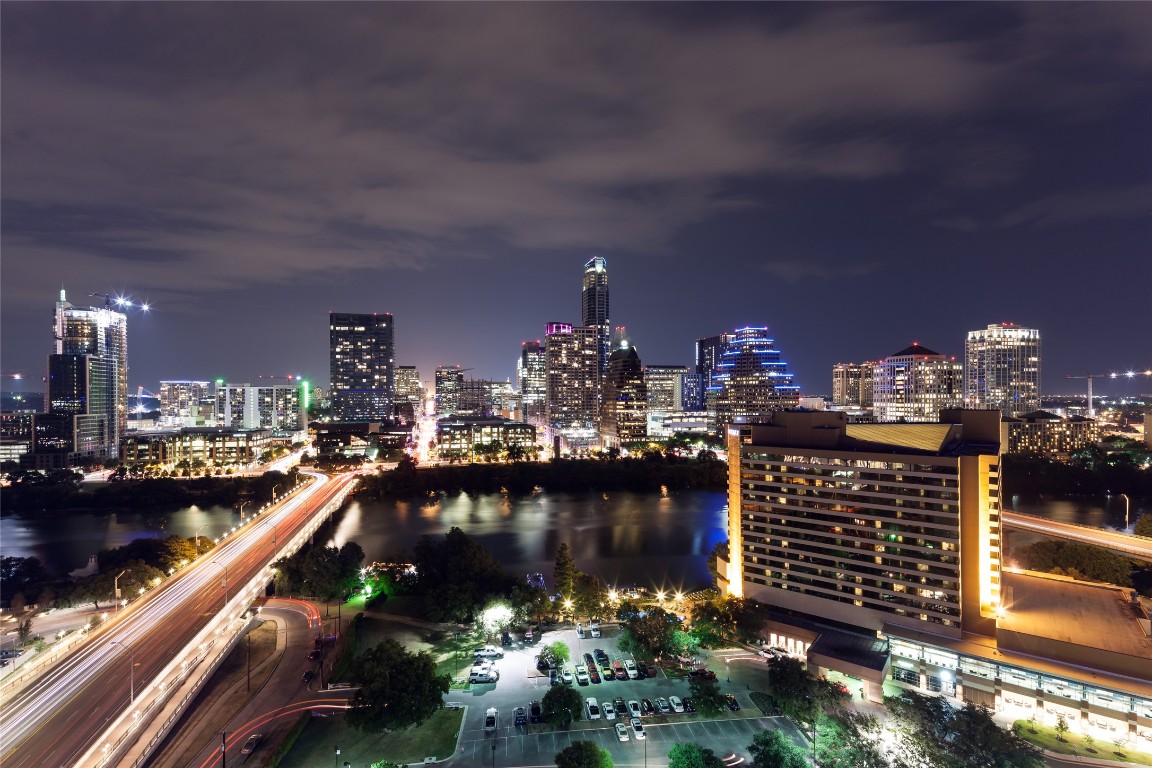 214 Barton Springs Road, Unit 922 Austin, TX 78704 - Photo 12 of 20