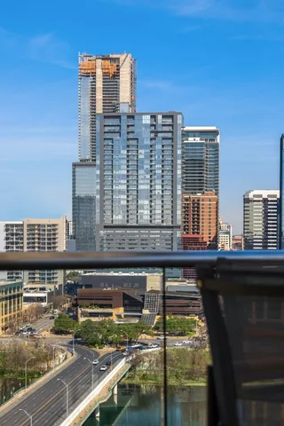 $6,125 | 214 Barton Springs Road, Unit 922, Austin, TX 78704