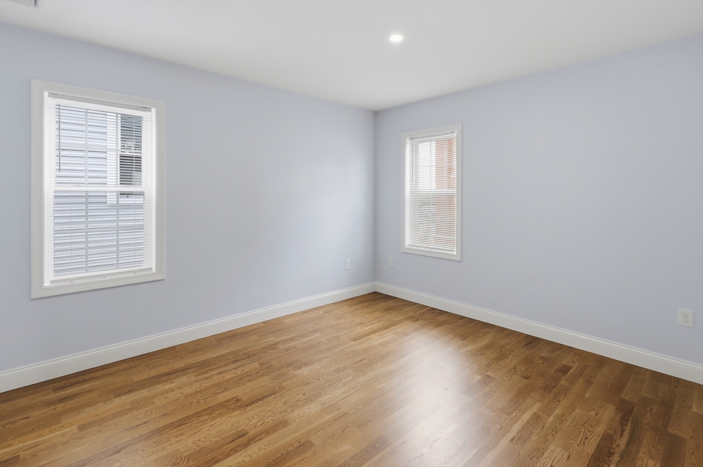 489 Spring Street Fall River, MA 02721 - Photo 12 of 40
