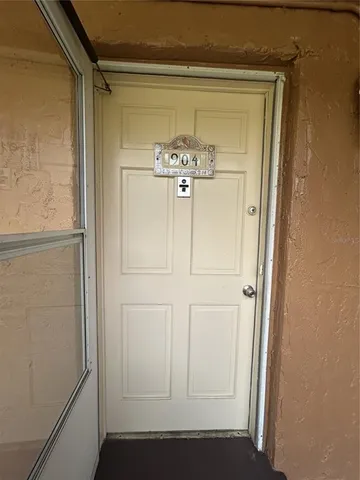 a view of a decorative light in a hallway