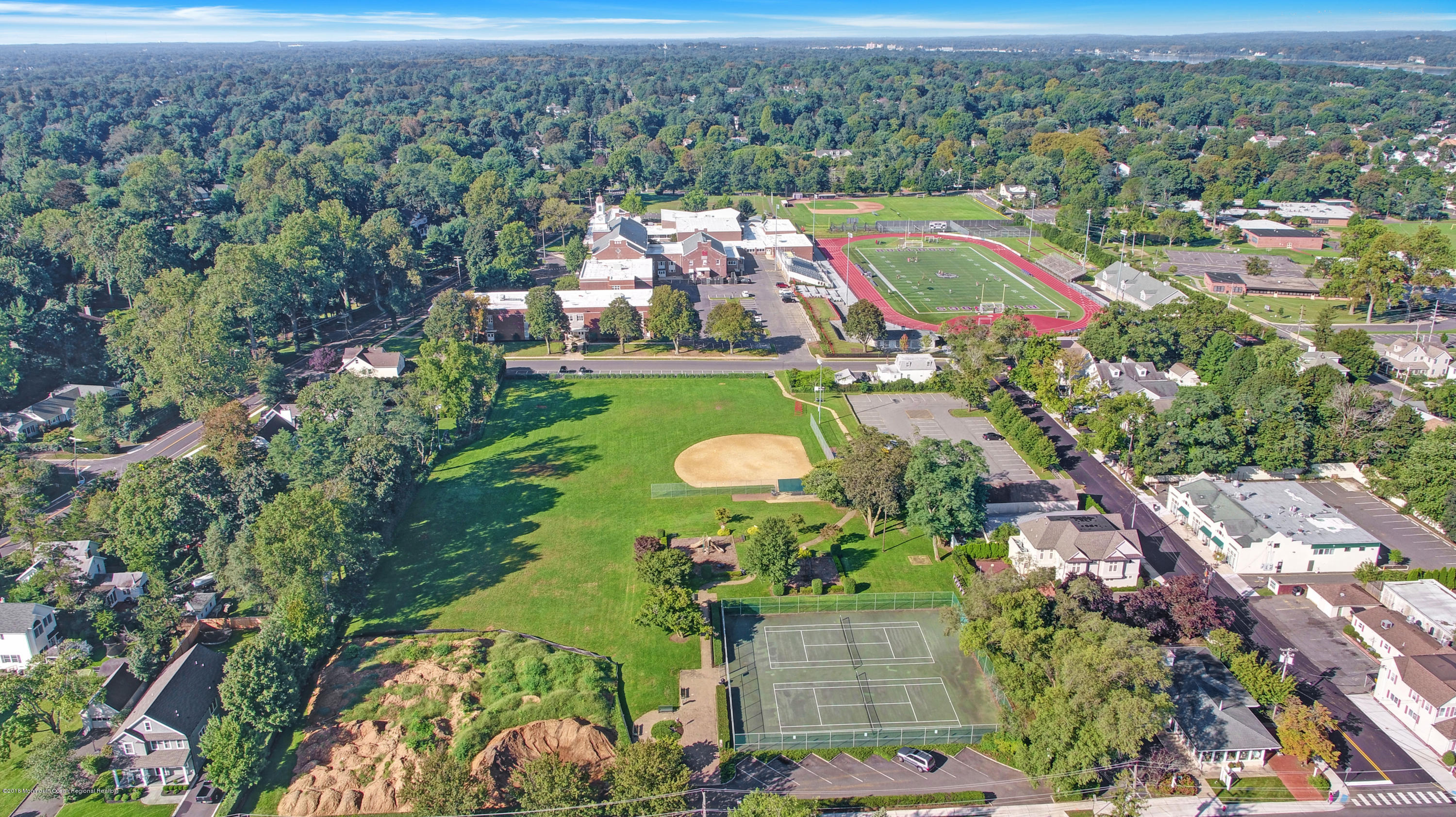 A Center Street Rumson, NJ 07760 - Photo 10 of 18 Piping Rock Park Aerial