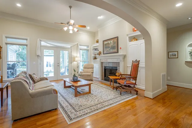 $875,000 | 9542 Legacy Oaks Drive, Ooltewah, TN 37363