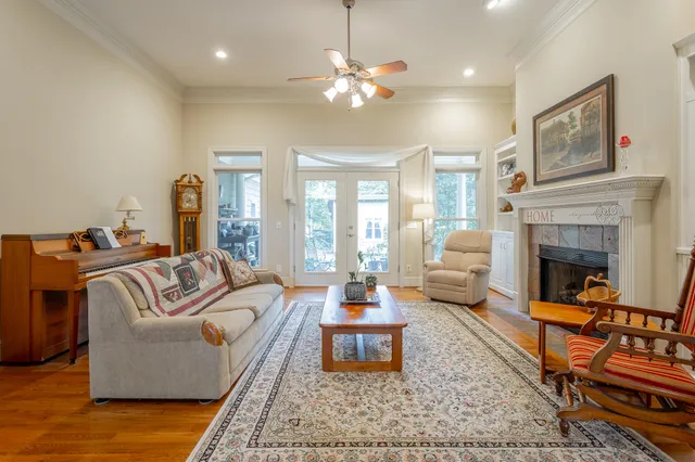 $875,000 | 9542 Legacy Oaks Drive, Ooltewah, TN 37363