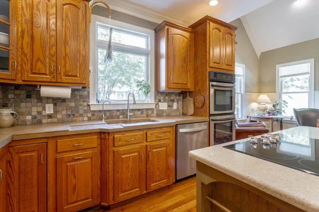 $875,000 | 9542 Legacy Oaks Drive, Ooltewah, TN 37363