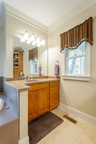 $875,000 | 9542 Legacy Oaks Drive, Ooltewah, TN 37363