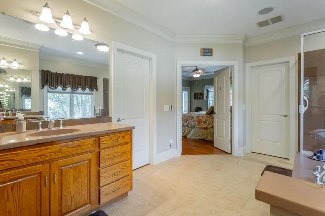 $875,000 | 9542 Legacy Oaks Drive, Ooltewah, TN 37363