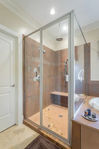 $875,000 | 9542 Legacy Oaks Drive, Ooltewah, TN 37363