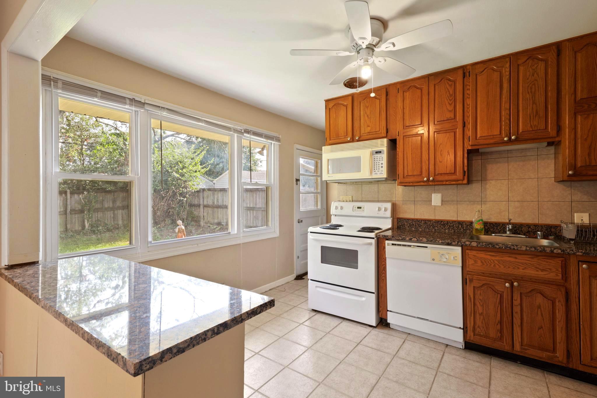 19 Bramleigh Road Lutherville-Timonium, MD 21093 - Photo 10 of 36 Gallery Image 10