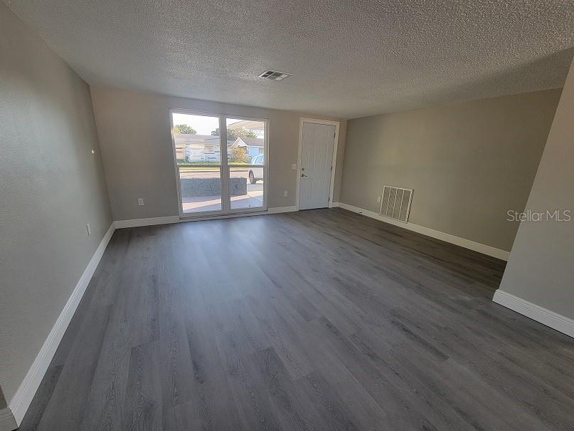 6935 Alta Vista Street Port Richey, FL 34668 - Photo 4 of 27