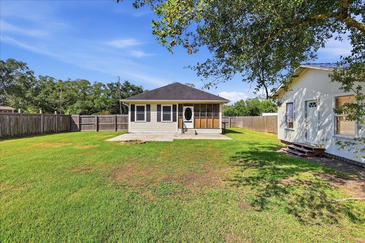 5535 Seale Road Beaumont, TX 77705 - Photo 23 of 24 Gallery Image 23