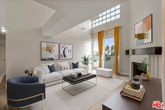 $4,200 | 12773 Caswell Avenue, Unit 303, Los Angeles, CA 90066