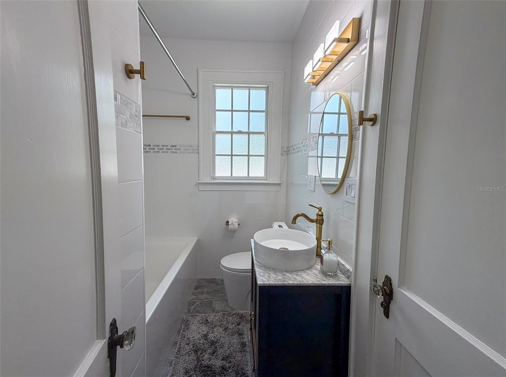 417 Southwest 10th Street Gainesville, FL 32601 - Photo 18 of 50
