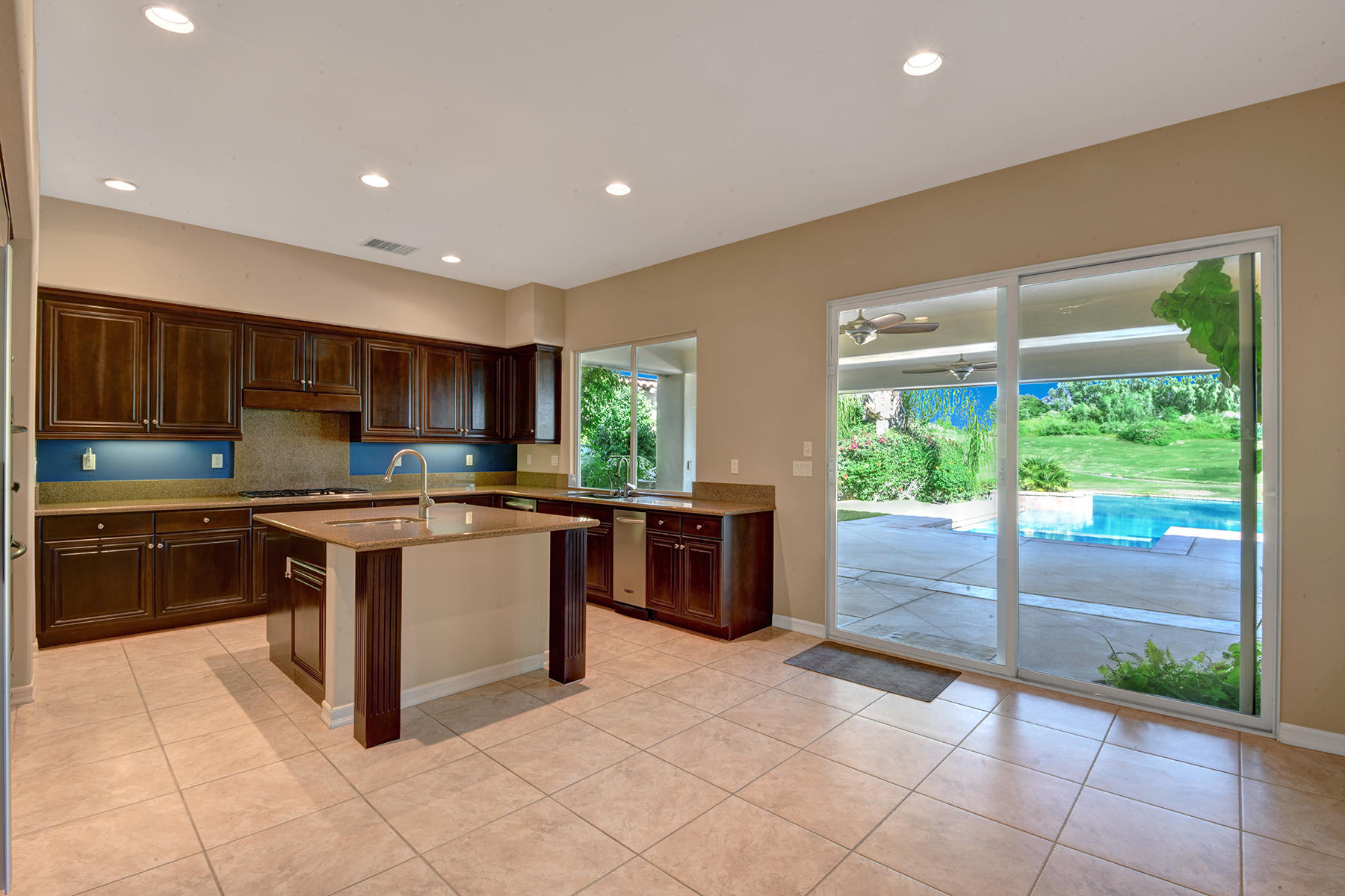 342 Loch Lomond Road Rancho Mirage, CA 92270 - Photo 11 of 35 KITCHEN AND BREAKFAST NOOK MLS